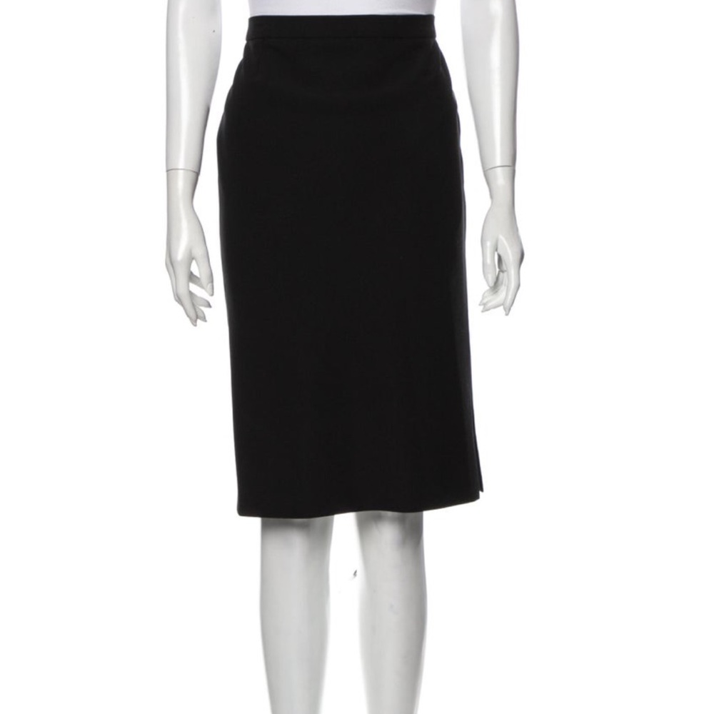 Celine classic knee length skirt.